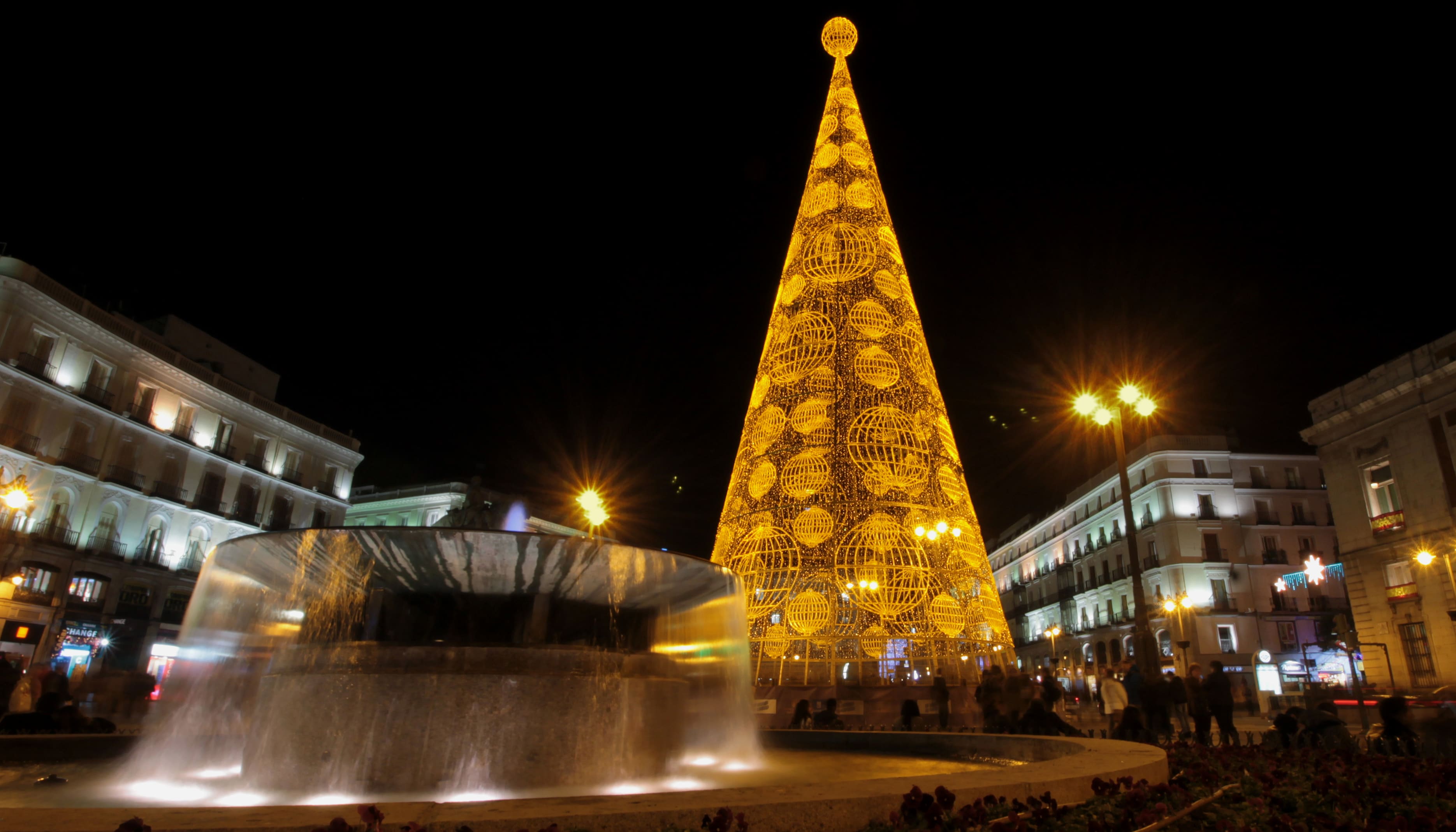 ¿Cómo se celebra la Navidad en España? - LAE Madrid – Spanish Language