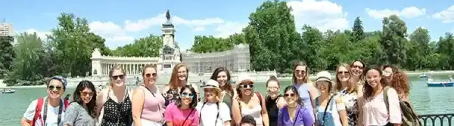 Learning Spanish at LAE Madrid means exploring the city, building friendships, and experiencing local culture.