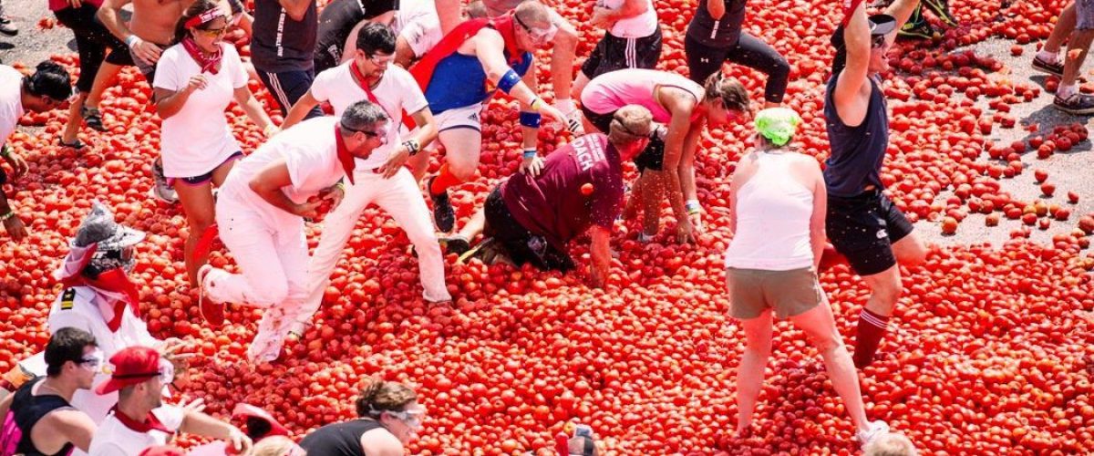 La tomatina guerra de los tomates